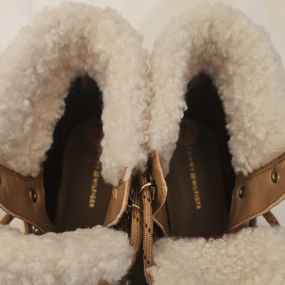 Tommy Hilfiger Tan Shearling Winter Boots - Picture 8 of 9